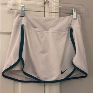 Nike tennis skirt / skort